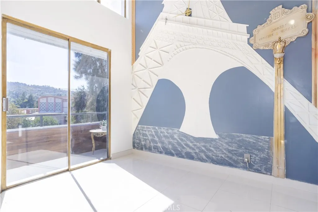 13331 Moorpark Street 319, Sherman Oaks, California 91423 home-pic-6