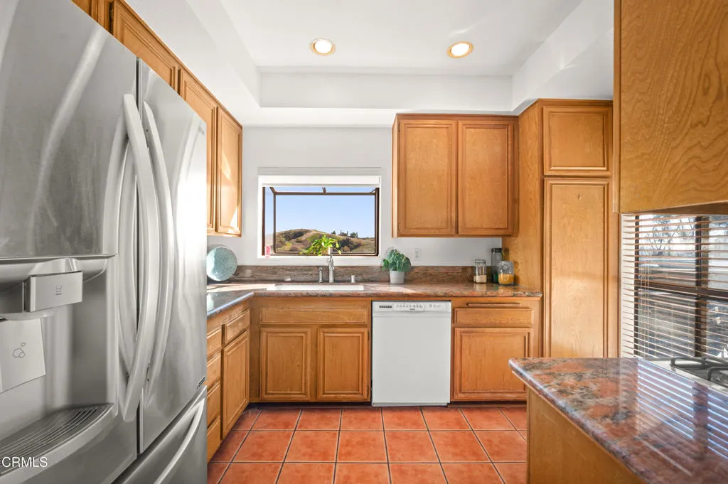 868 Temple Terrace, Los Angeles, California 90042 home-pic-10