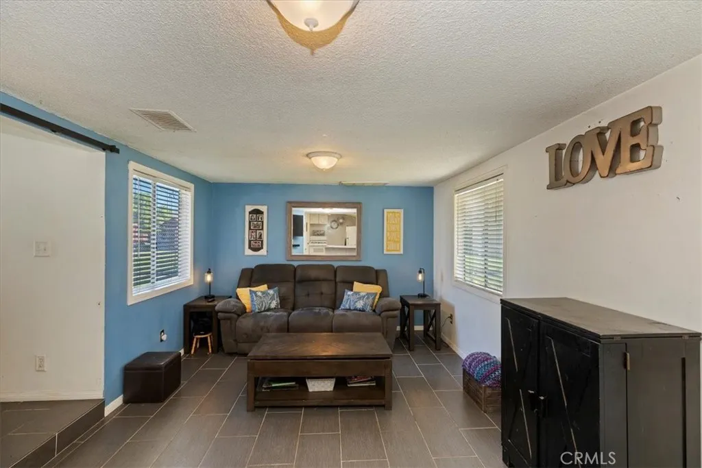 1441 5th Street, Norco, California 92860 home-pic-32