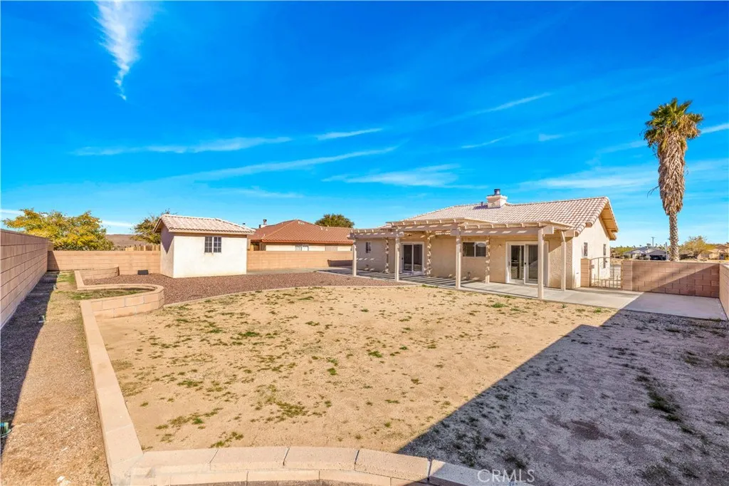 7748 Megan Court, Yucca Valley, California 92284 home-pic-35