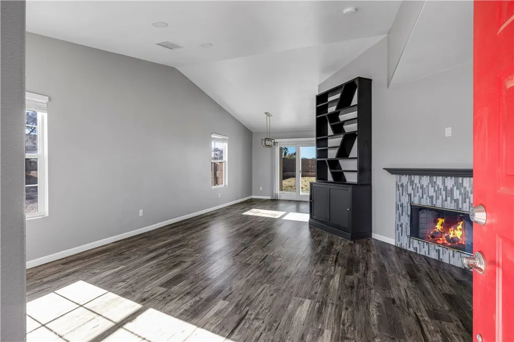 7748 Megan Court, Yucca Valley, California 92284 home-pic-4