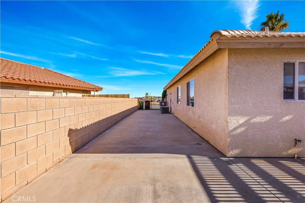 7748 Megan Court, Yucca Valley, California 92284 home-pic-38