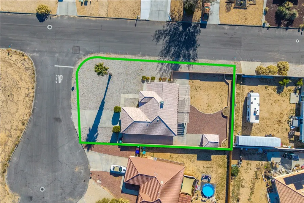 7748 Megan Court, Yucca Valley, California 92284 home-pic-41