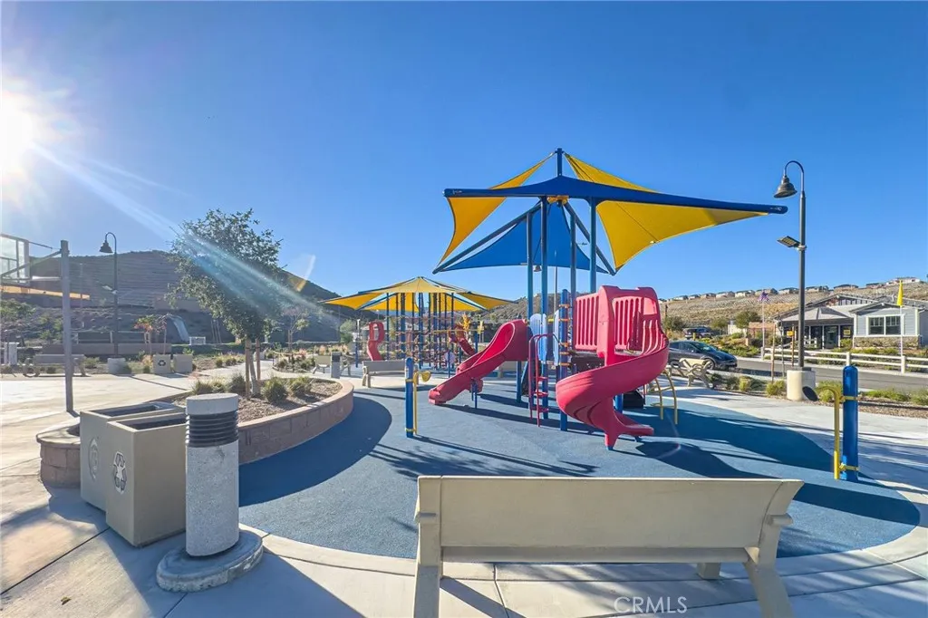 4884 Sicily, Lake Elsinore, California 92530 home-pic-55