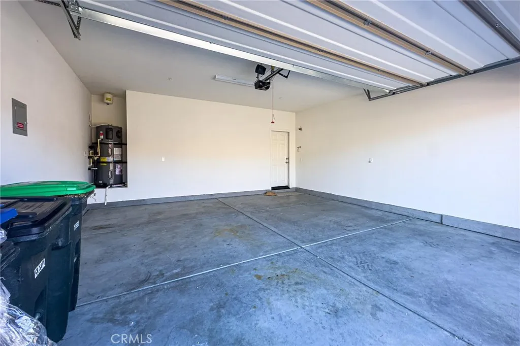 4884 Sicily, Lake Elsinore, California 92530 home-pic-47