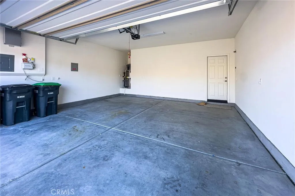 4884 Sicily, Lake Elsinore, California 92530 home-pic-48