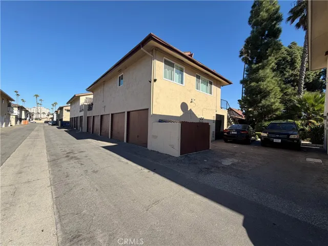 2071 S Nautical, Anaheim, California 92802