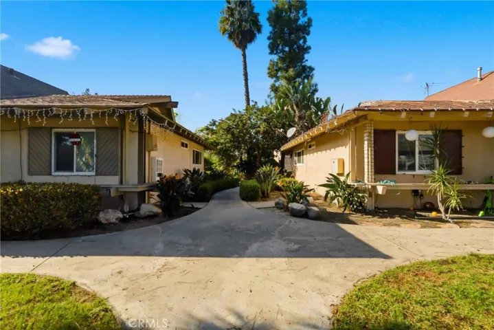 2071 S Nautical, Anaheim, California 92802