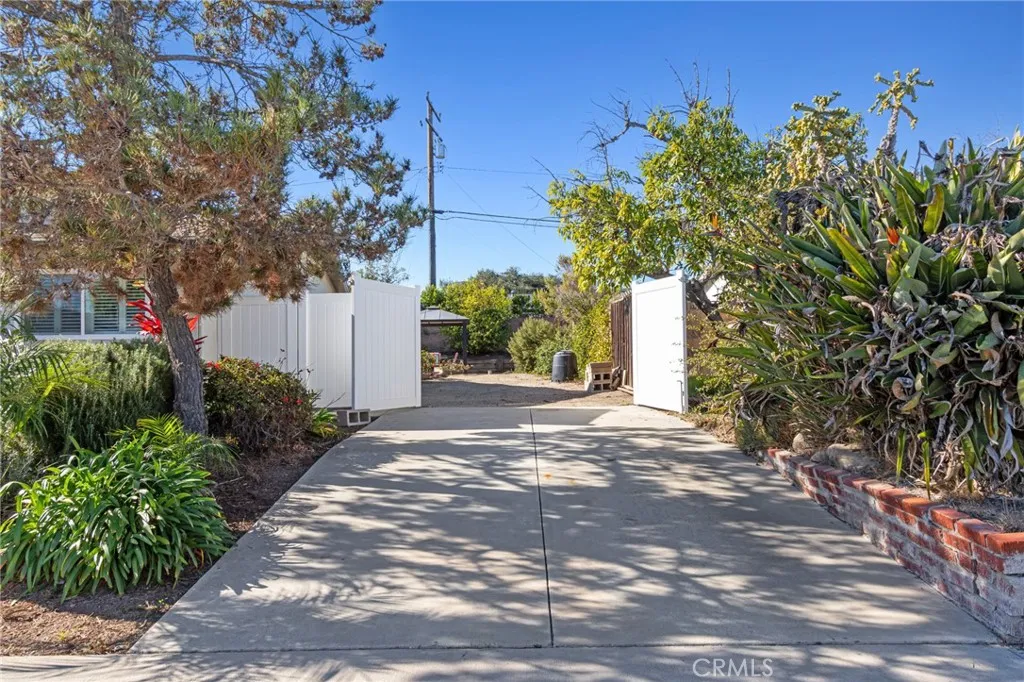 723 Gerst Drive, Newbury Park, California 91320 home-pic-4