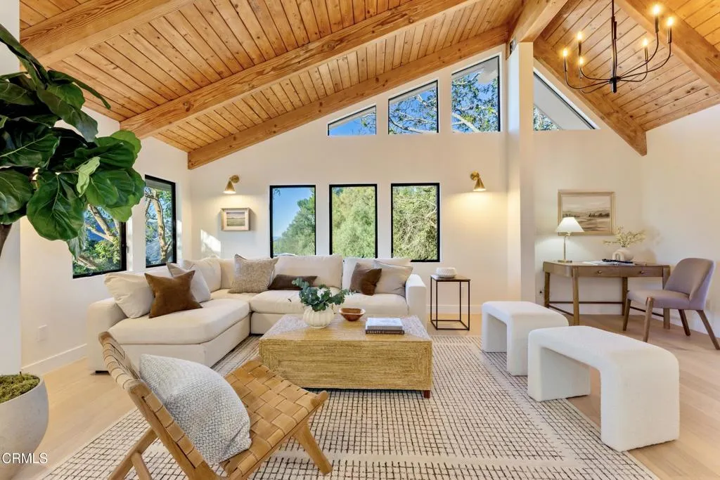 5578 Terrace Drive, La Crescenta, California 91214 home-pic-28