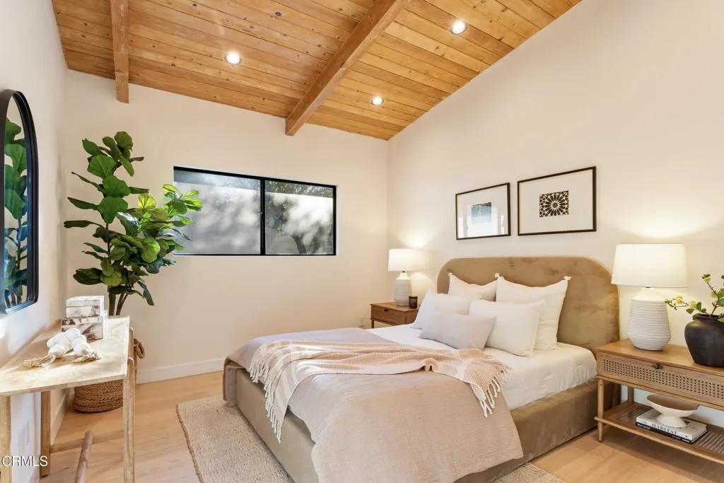 5578 Terrace Drive, La Crescenta, California 91214 home-pic-16