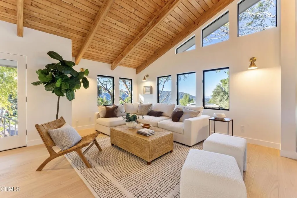 5578 Terrace Drive, La Crescenta, California 91214 home-pic-29