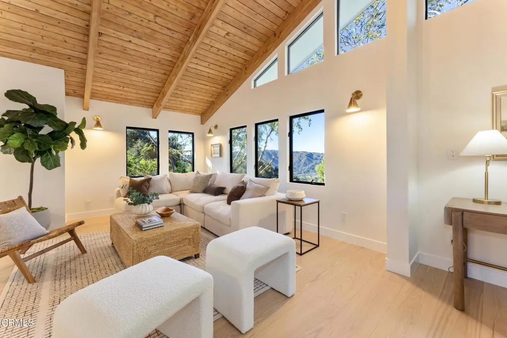 5578 Terrace Drive, La Crescenta, California 91214 home-pic-30
