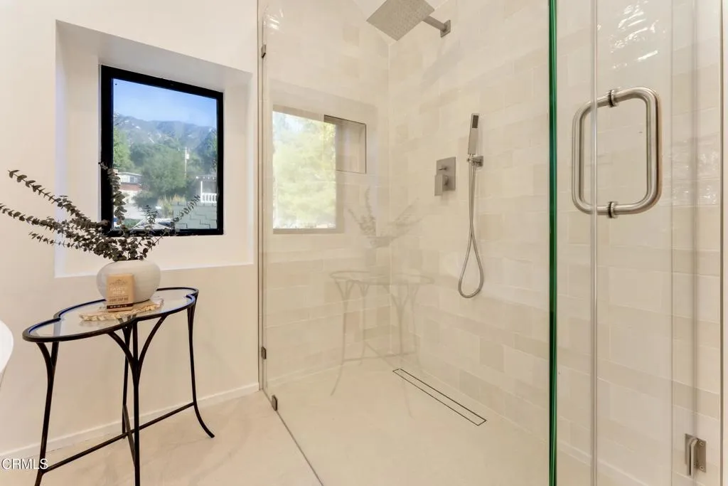 5578 Terrace Drive, La Crescenta, California 91214 home-pic-42