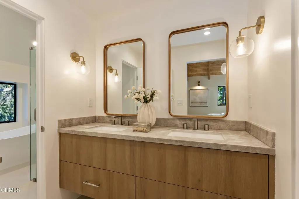5578 Terrace Drive, La Crescenta, California 91214 home-pic-40