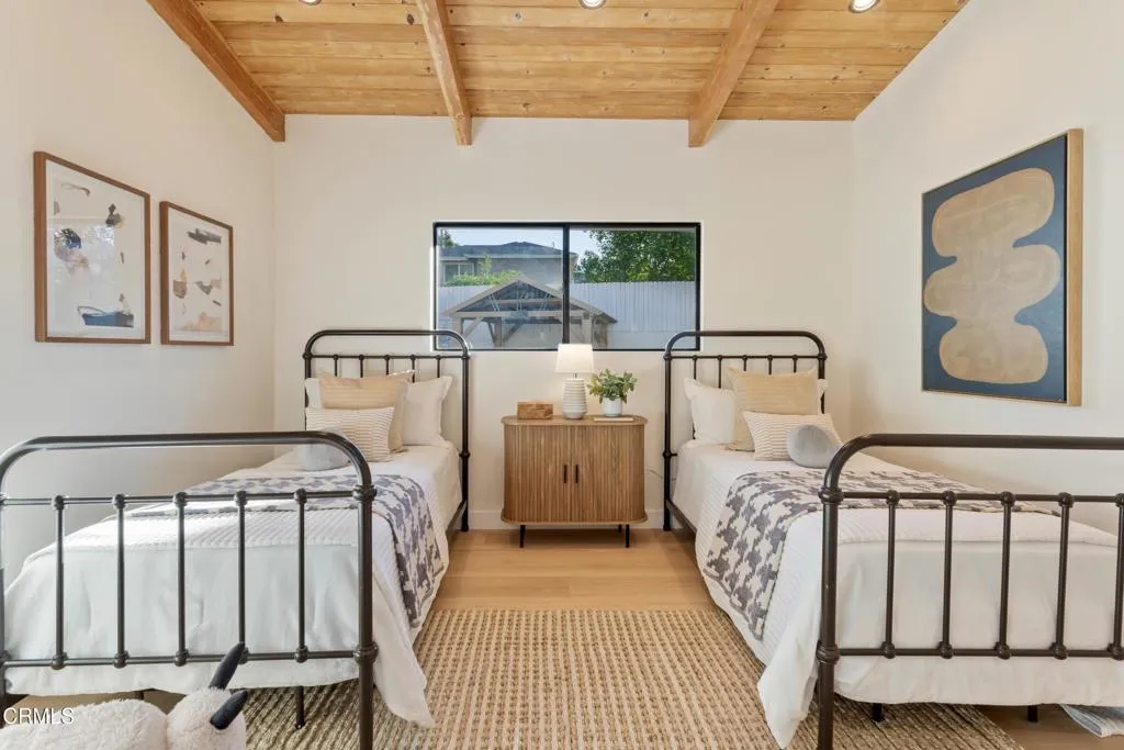 5578 Terrace Drive, La Crescenta, California 91214 home-pic-21
