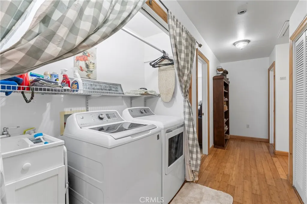 2737 Cedar Lane, Big Bear City, California 92314 home-pic-15