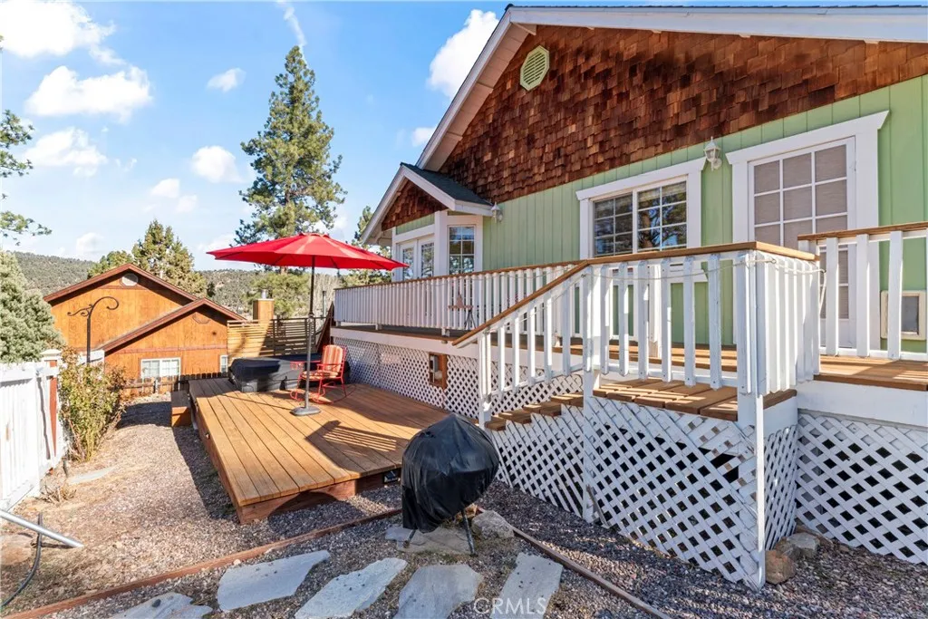 2737 Cedar Lane, Big Bear City, California 92314 home-pic-29