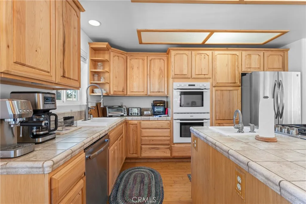2737 Cedar Lane, Big Bear City, California 92314 home-pic-9