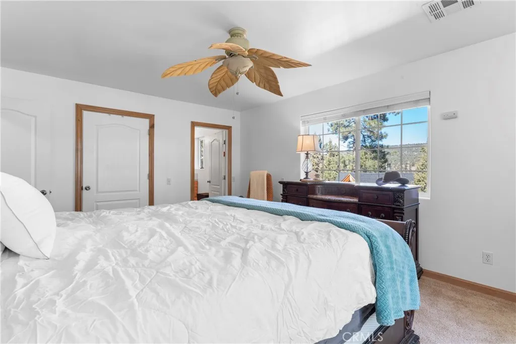 2737 Cedar Lane, Big Bear City, California 92314 home-pic-17