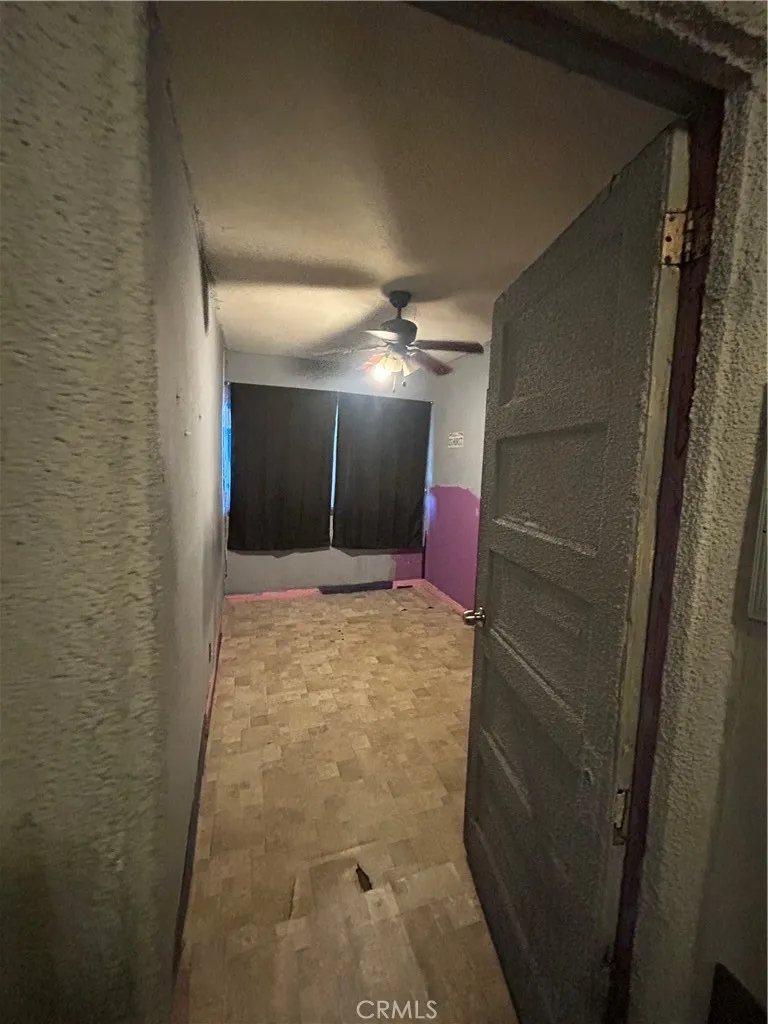 3312 Hyde Park Boulevard, Los Angeles, California 90043 home-pic-8