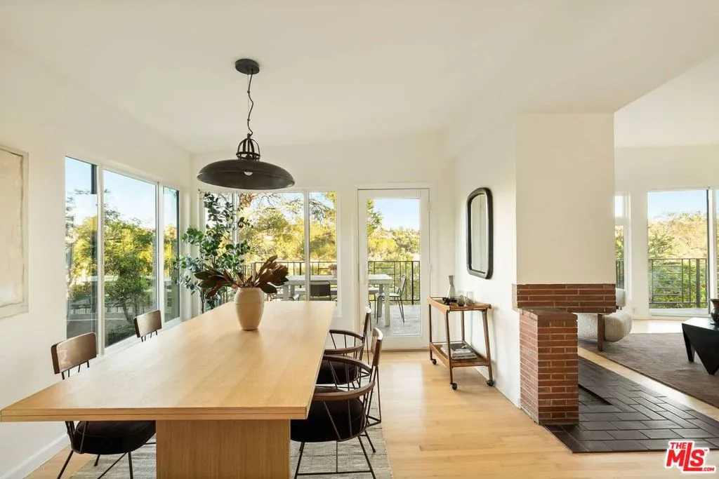 2372 Kenilworth Avenue, Los Angeles, California 90039 home-pic-9