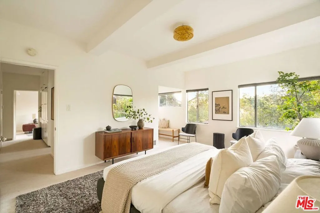 2372 Kenilworth Avenue, Los Angeles, California 90039 home-pic-34