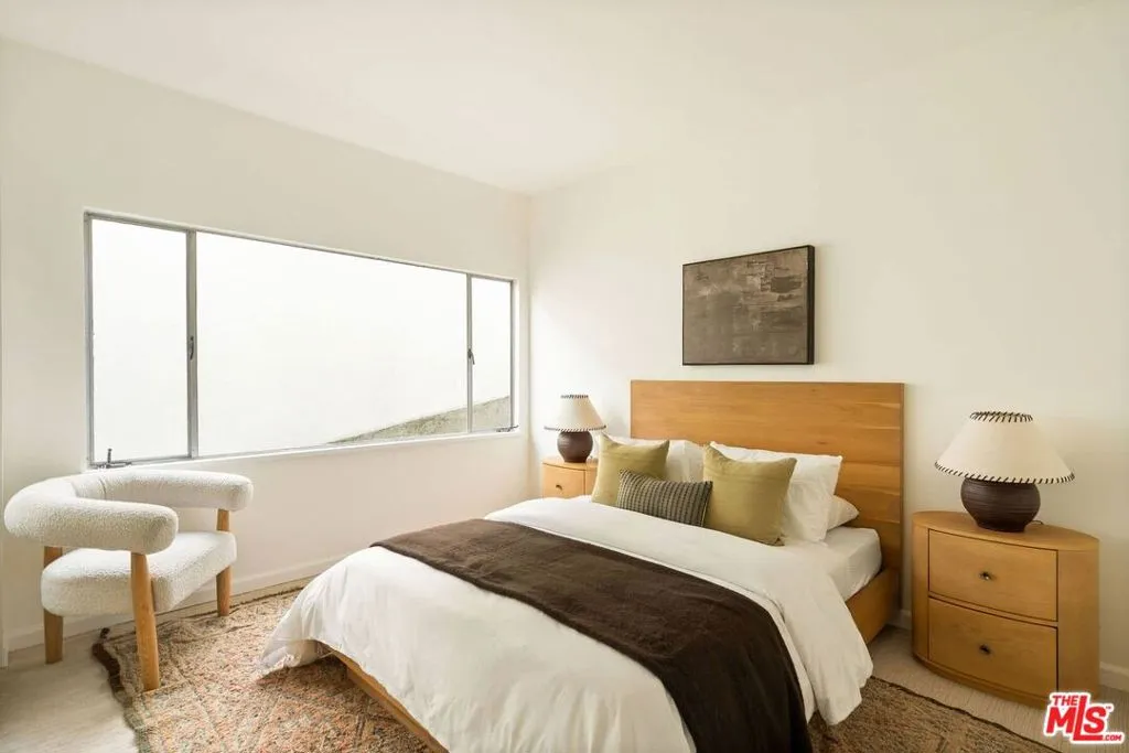 2372 Kenilworth Avenue, Los Angeles, California 90039 home-pic-38