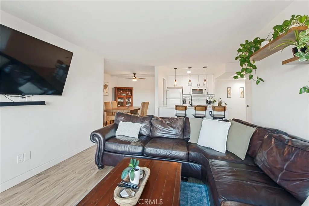 31940 Del Cielo Este D5, Bonsall, California 92003 home-pic-10