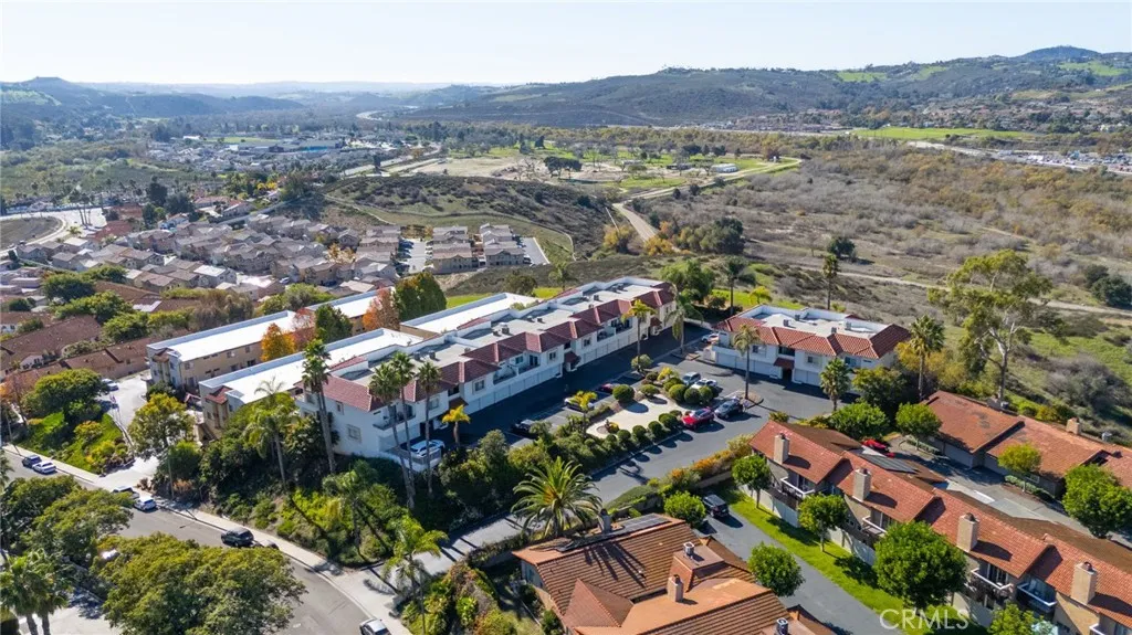 31940 Del Cielo Este D5, Bonsall, California 92003 home-pic-32