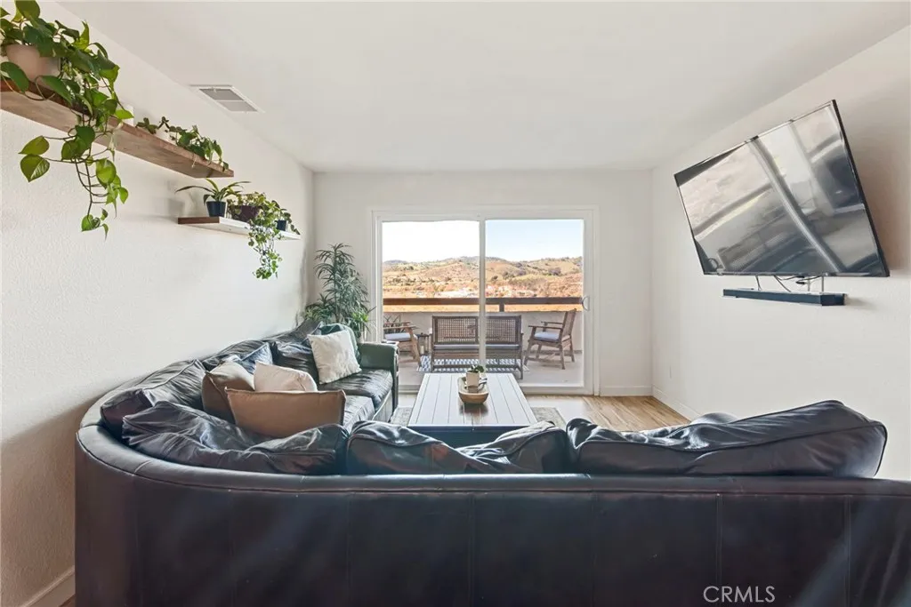 31940 Del Cielo Este D5, Bonsall, California 92003 home-pic-9