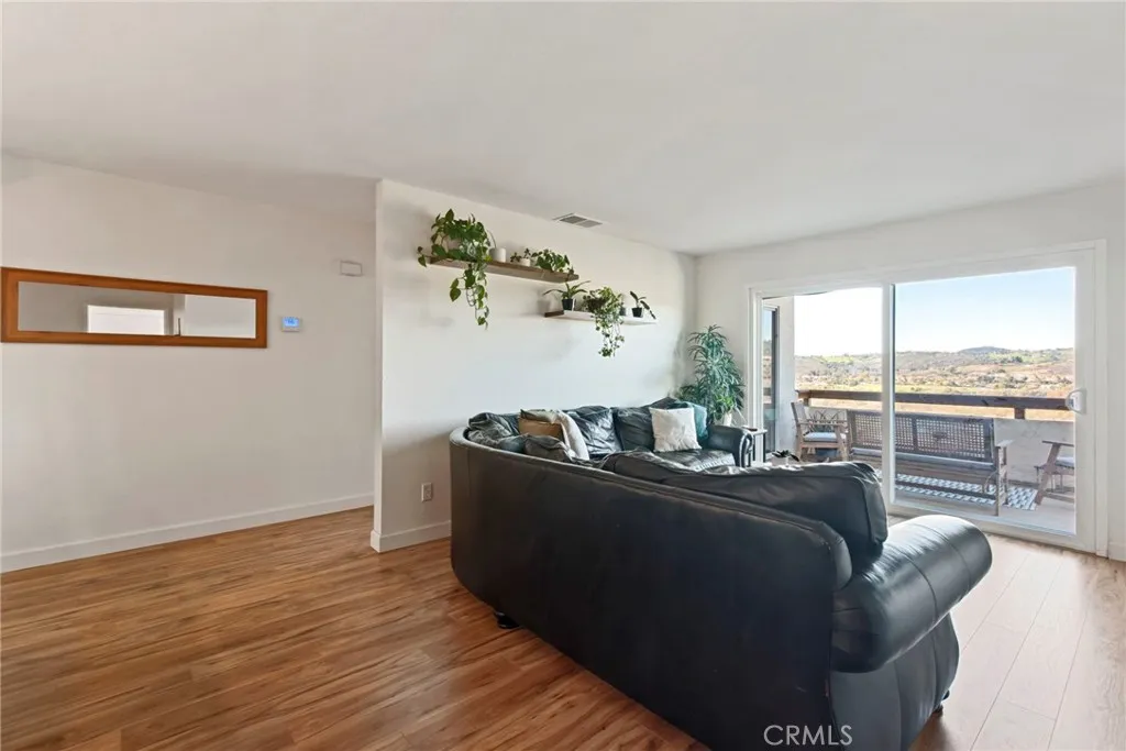 31940 Del Cielo Este D5, Bonsall, California 92003 home-pic-8