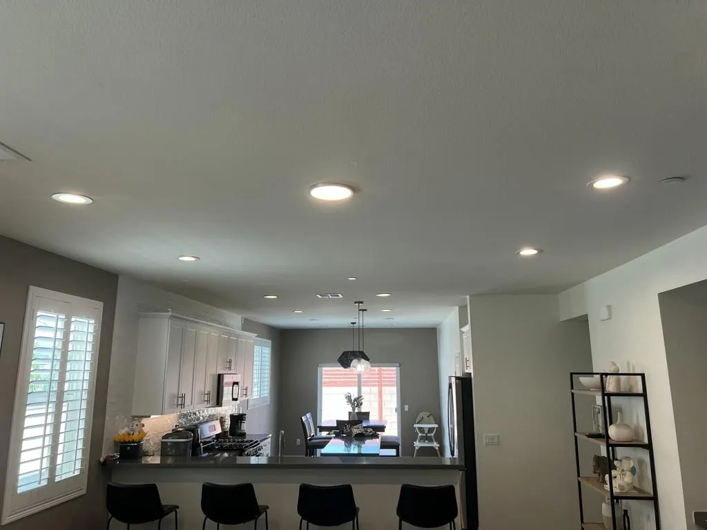 426 E Orchard Street, Rialto, California 92376 home-pic-7