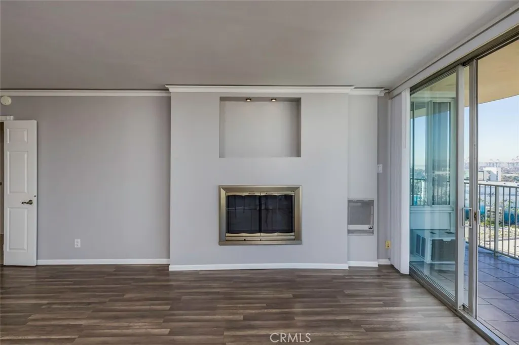 700 E Ocean Boulevard 2301, Long Beach, California 90802 home-pic-3