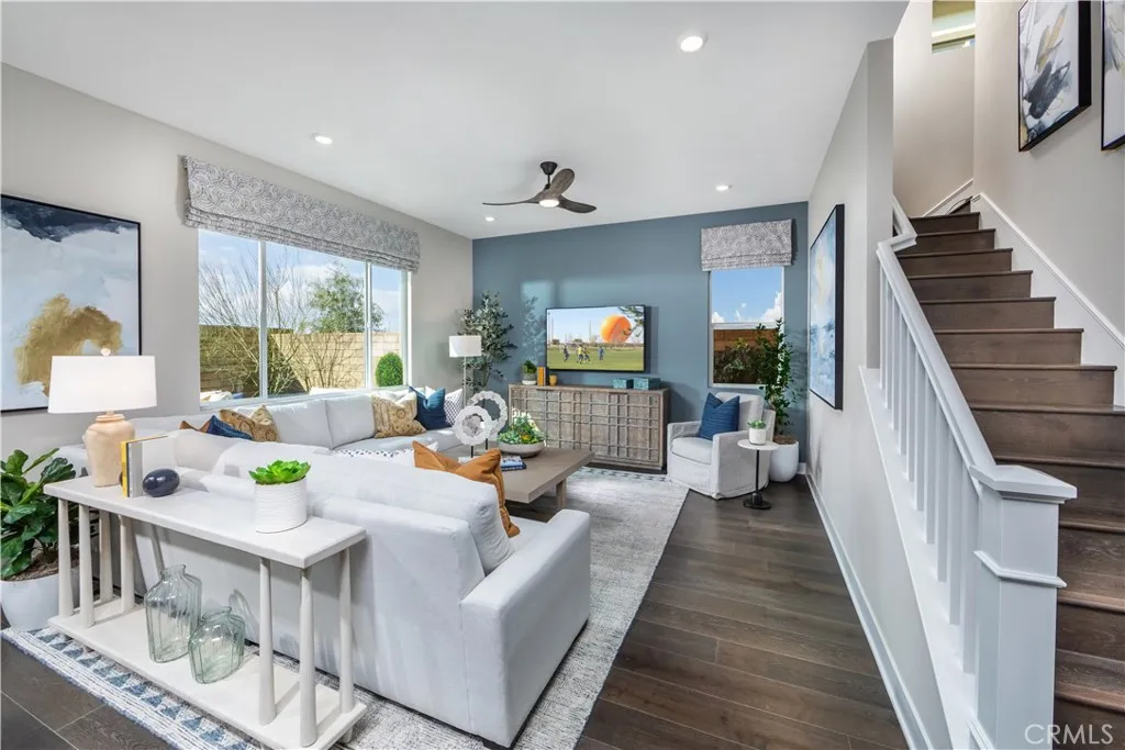 186 Carmine, Irvine, California 92618 home-pic-4