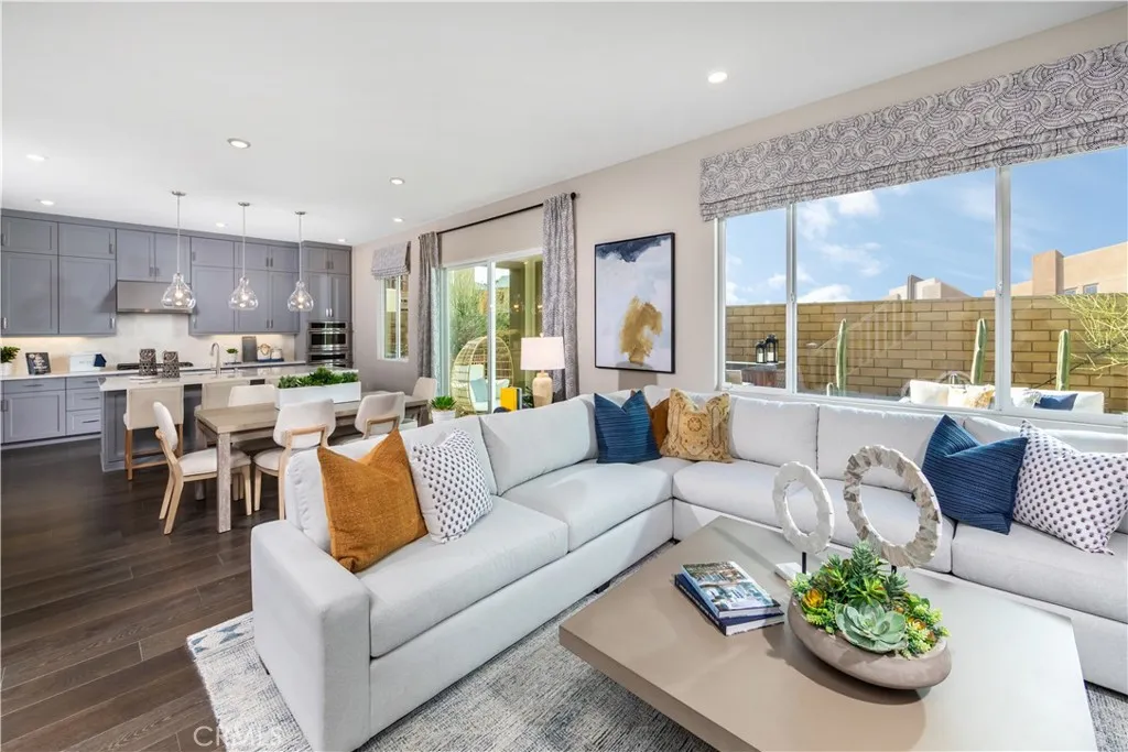 186 Carmine, Irvine, California 92618 home-pic-3