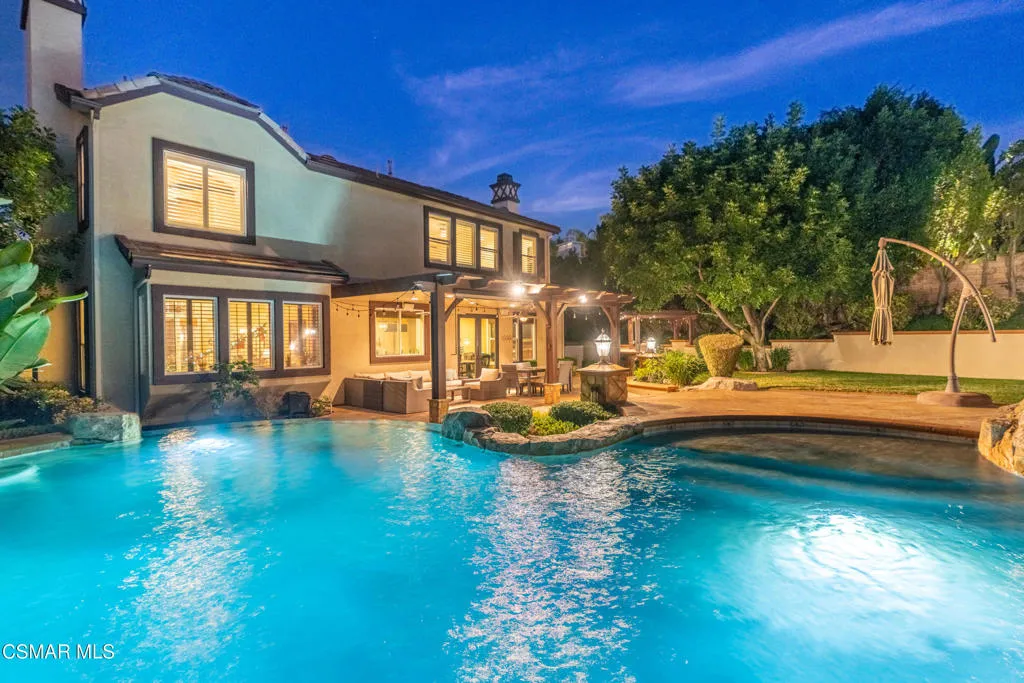 551 Rustic Hills Drive, Simi Valley, California 93065 home-pic-27