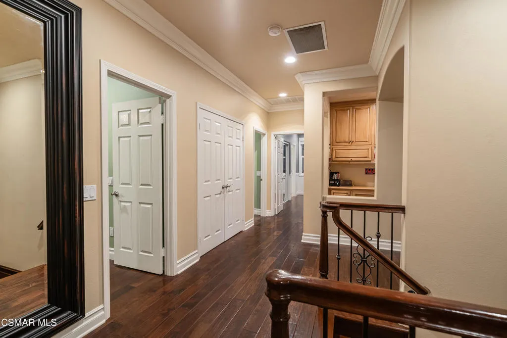 551 Rustic Hills Drive, Simi Valley, California 93065 home-pic-13