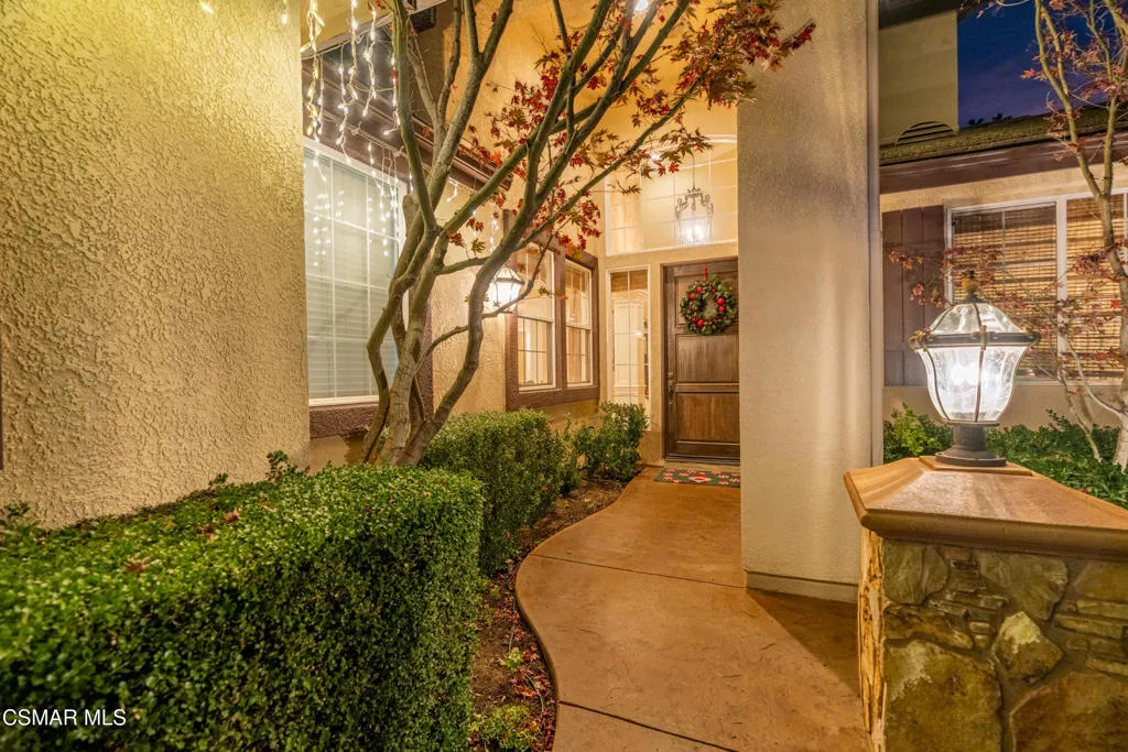 551 Rustic Hills Drive, Simi Valley, California 93065 home-pic-34