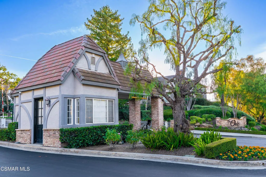 551 Rustic Hills Drive, Simi Valley, California 93065 home-pic-42