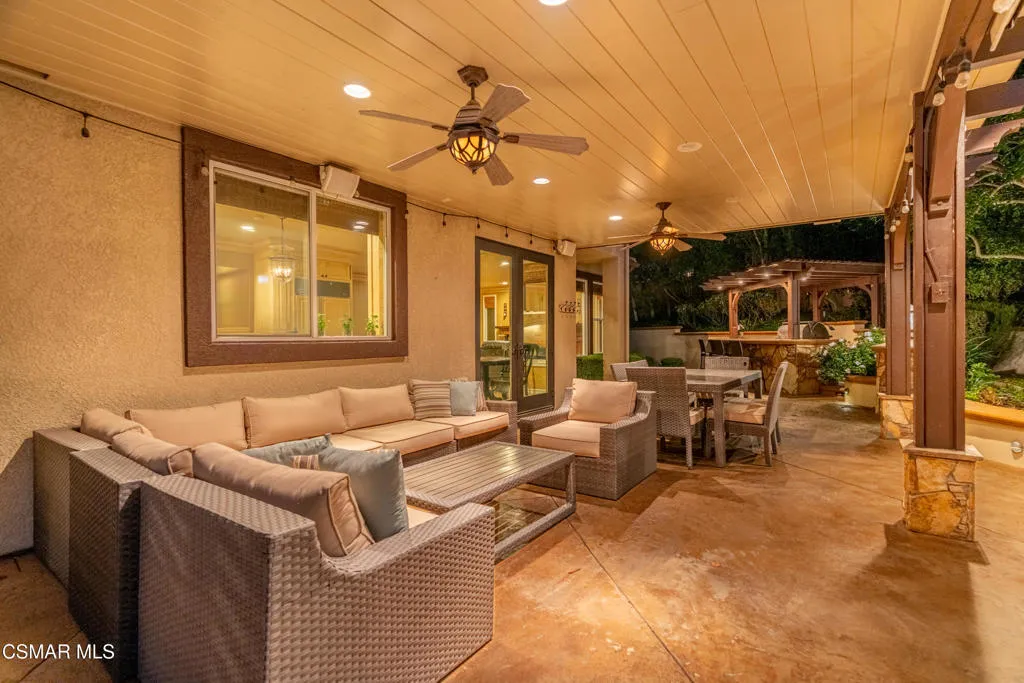 551 Rustic Hills Drive, Simi Valley, California 93065 home-pic-29