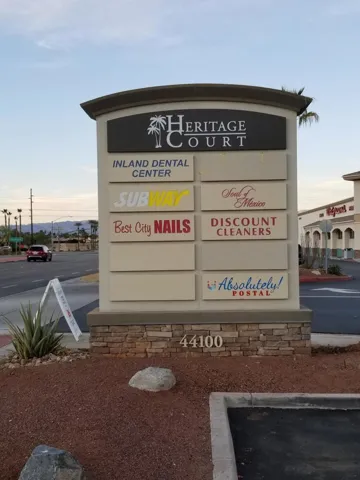 Jeff St. Tenant monument sign