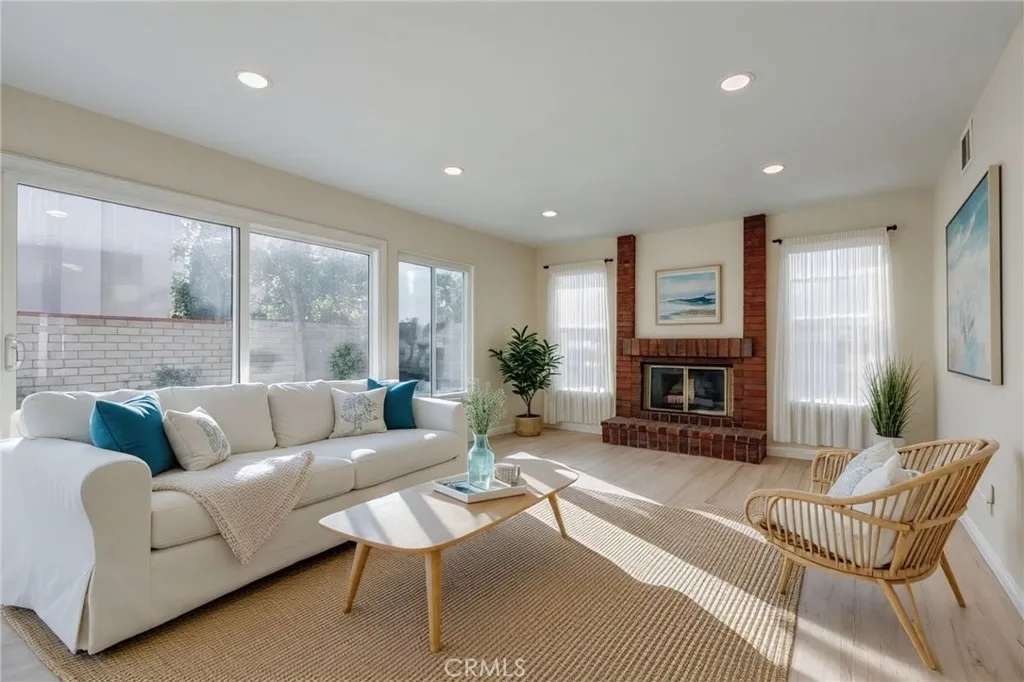 1202 Longview, Diamond Bar, California 91765 home-pic-35