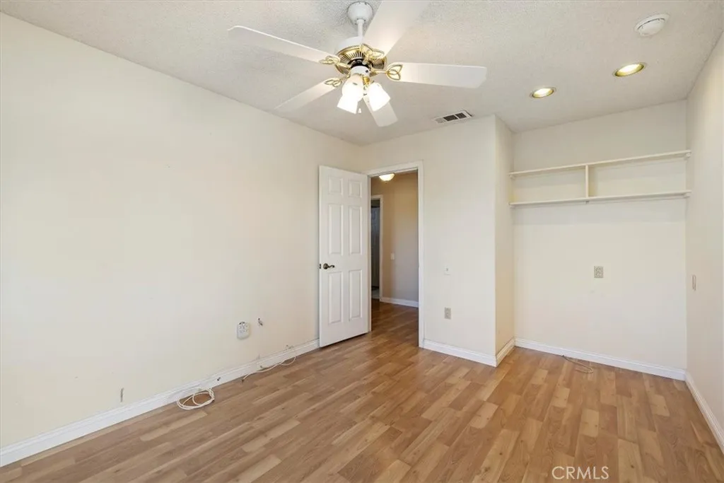 27580 Charlestown Drive, Menifee, California 92586 home-pic-14