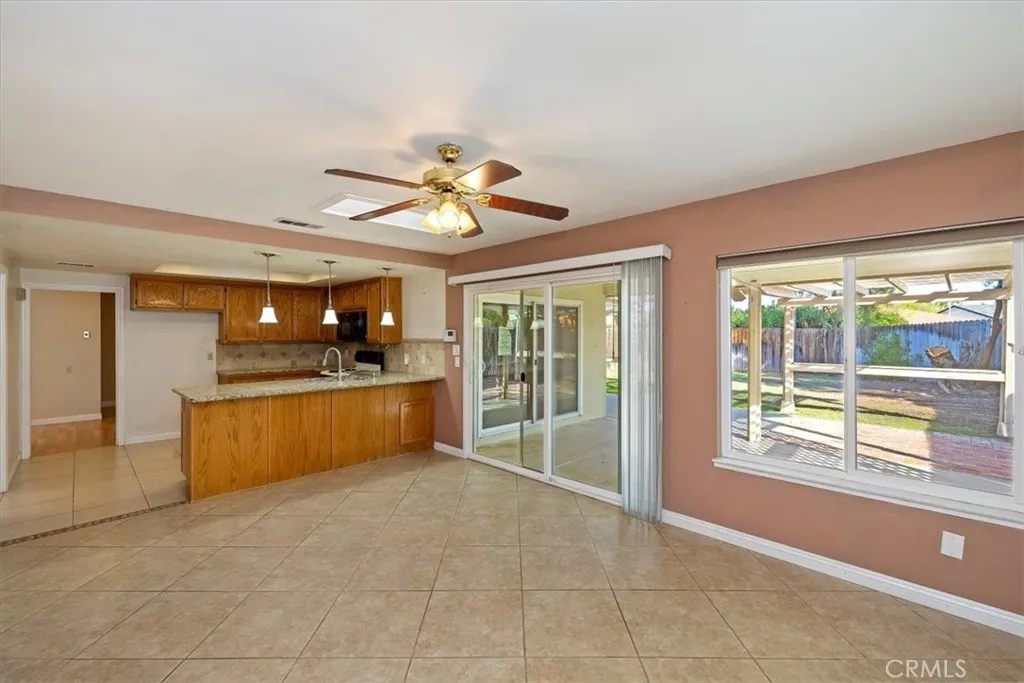 27580 Charlestown Drive, Menifee, California 92586 home-pic-13