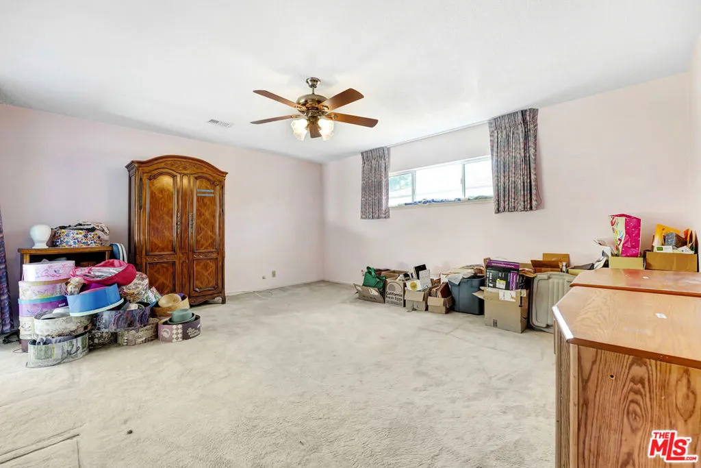 6424 Shenandoah Avenue, Los Angeles, California 90056 home-pic-11