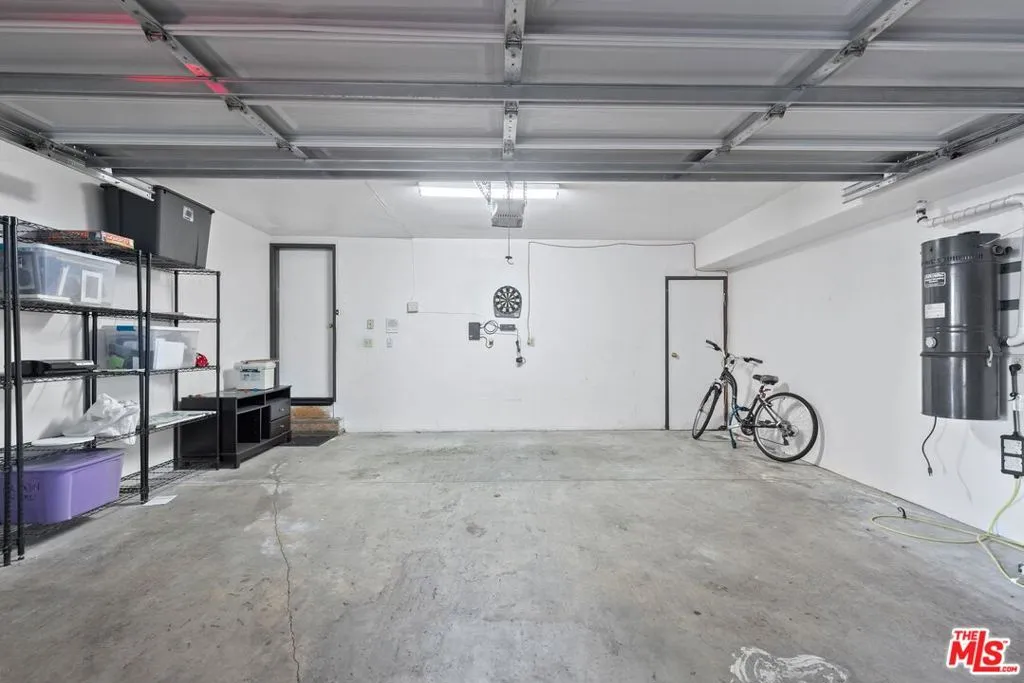 4566 W 172nd Street 2, Lawndale, California 90260 home-pic-22