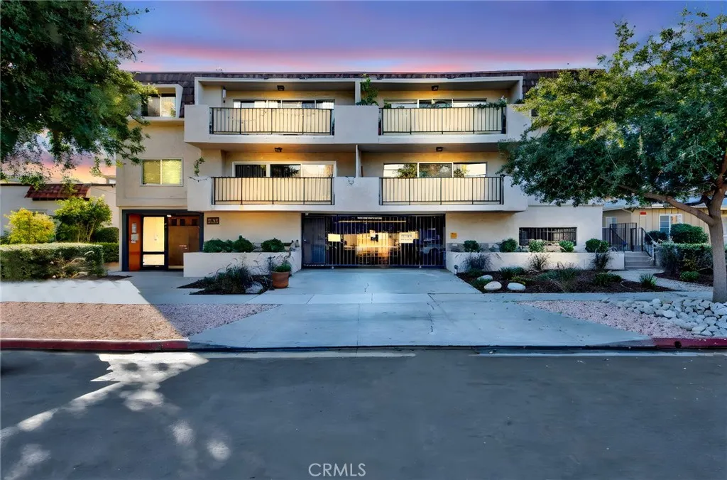 2468 Mohawk 105, Pasadena, California 91107 home-pic-0