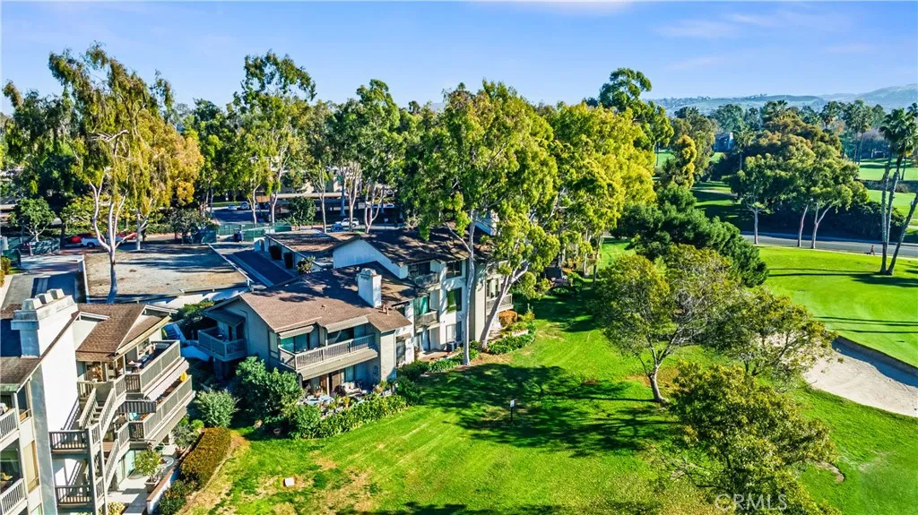 19 Las Brisas, Irvine, California 92612 home-pic-4