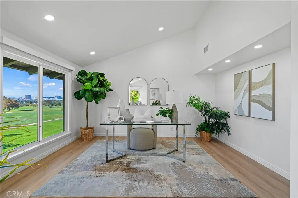 19 Las Brisas, Irvine, California 92612 home-pic-16